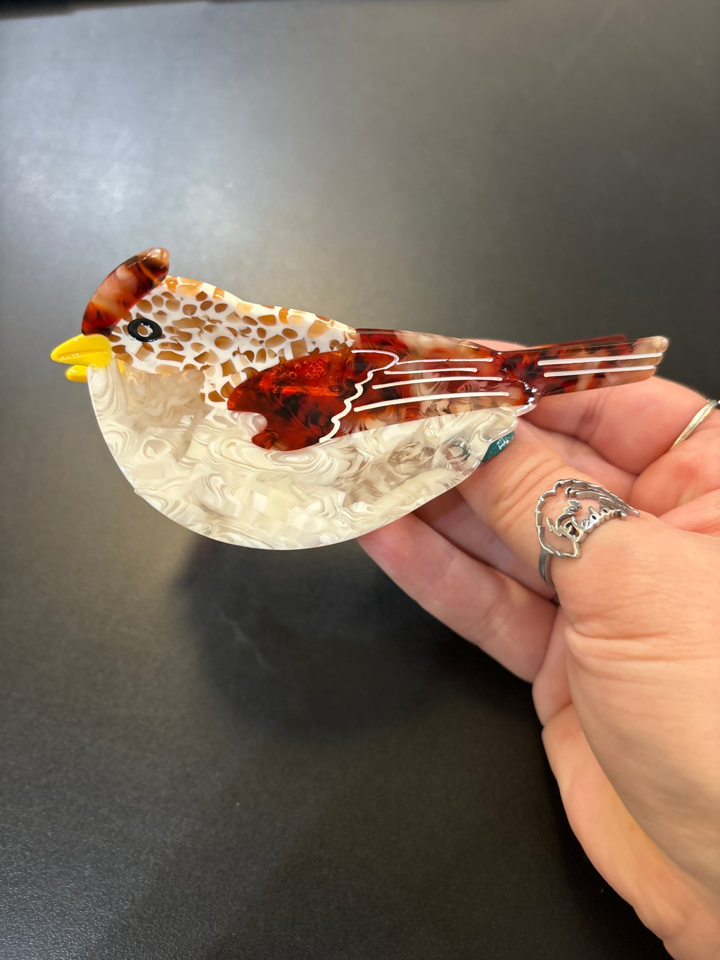 Female Cardinal Hair Claw Clip