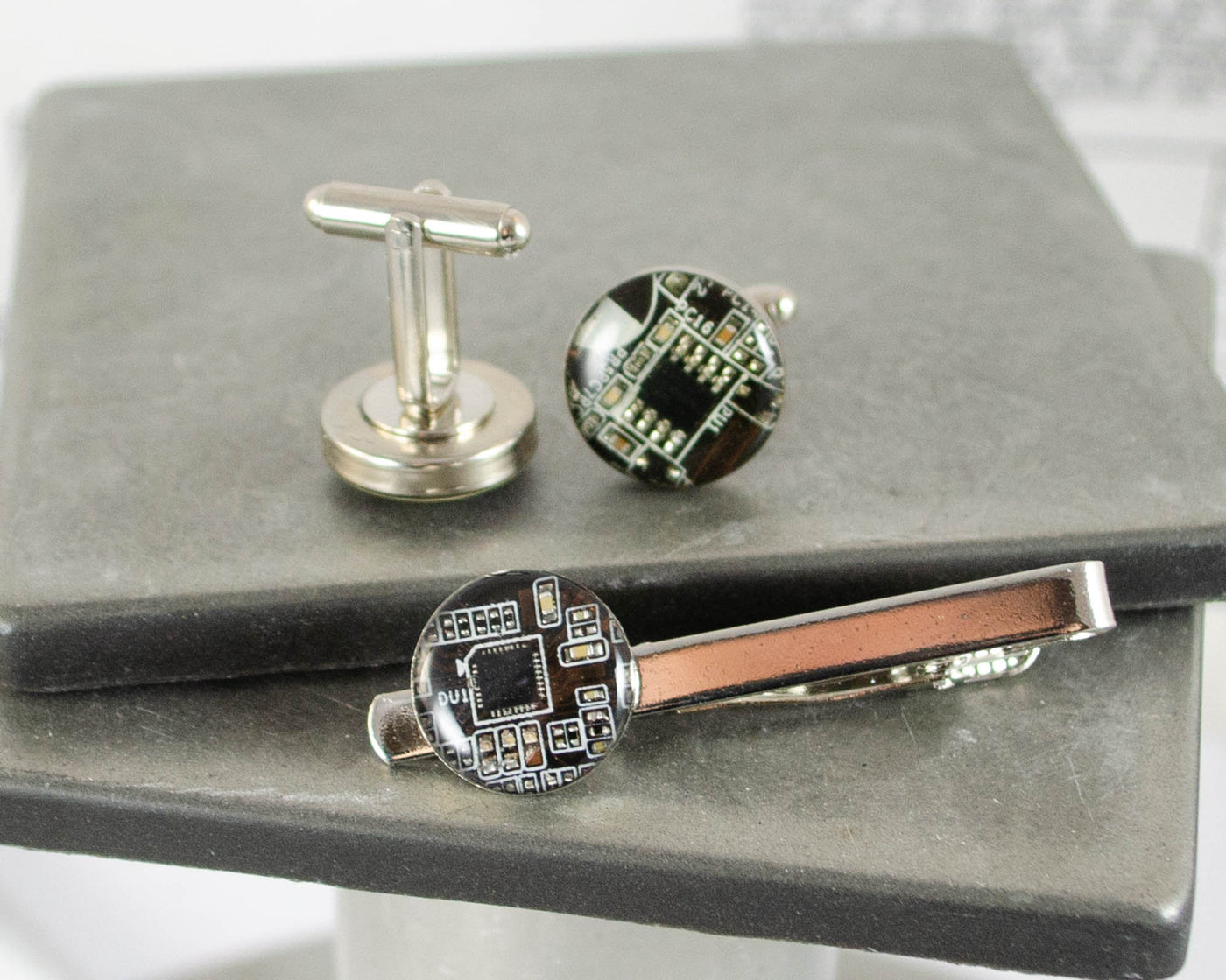 Circuit Board Cufflinks and Tie Bar Set Dark Brown, Gift for engineer made from recycled motherboards, upcycled jewelry for men