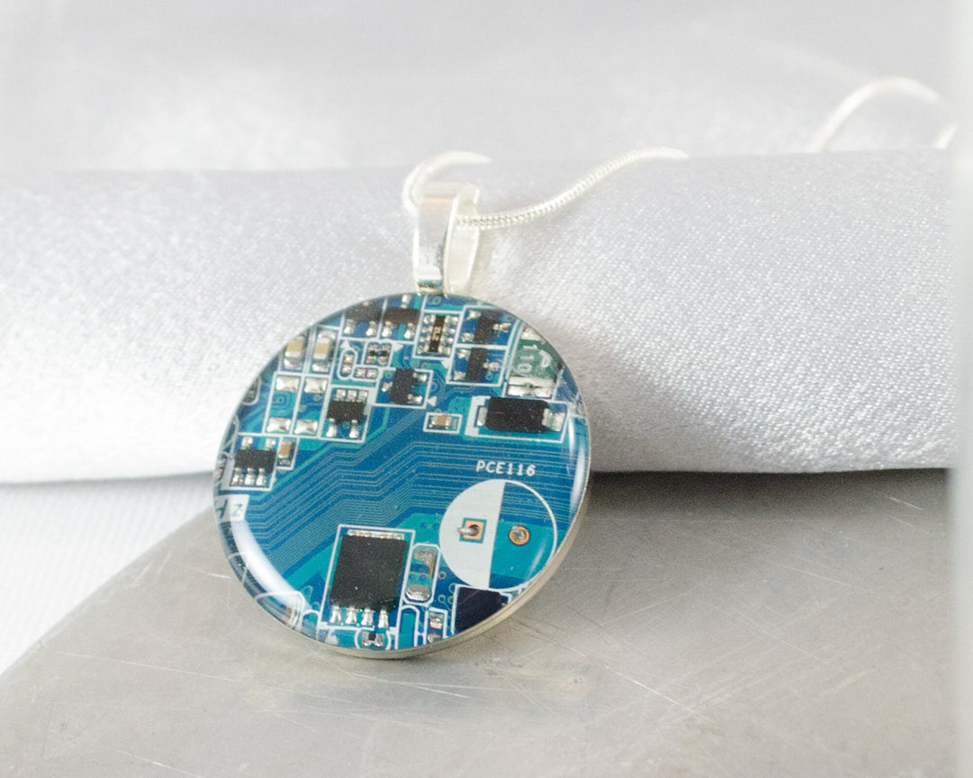 pendant（第1世代）＋ Catlog Board 2 Amazon.com: Catlog Board - Smart Litter Box Monitoring