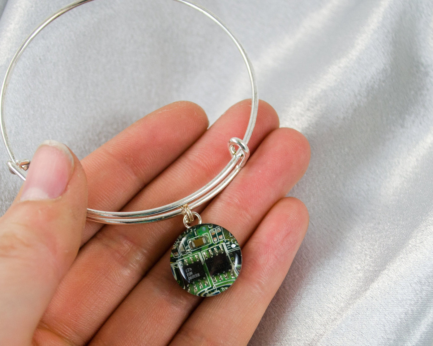 Green Recycled Circuit Board Expandable Bracelet, Electrical Engineer Jewelry, Unique Gift for Software Engineer, Geek Chic Jewelry